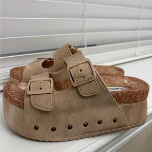 Steve Madden Tan Sandals